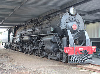 K 900